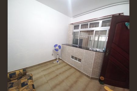 Sala de casa para alugar com 1 quarto, 93m² em Parque Sao Vicente, São Vicente