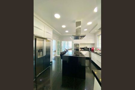 Casa de condomínio à venda com 950m², 5 quartos e 6 vagas