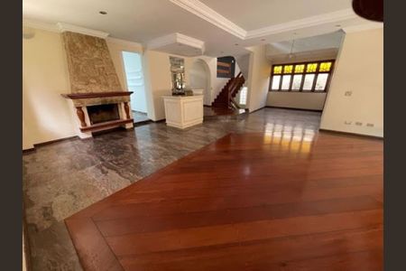 Casa de Condomínio à venda com 4 quartos, 550m² em Alphaville, Santana de Parnaíba