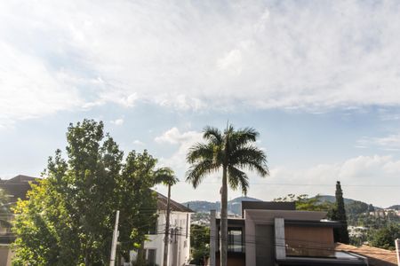 Casa de condomínio à venda com 410m², 4 quartos e 6 vagasVista da Sala