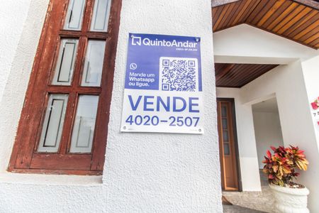 Casa de condomínio à venda com 410m², 4 quartos e 6 vagasPlaquinha