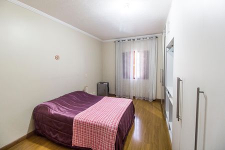 Casa de condomínio à venda com 410m², 4 quartos e 6 vagasSuíte 2