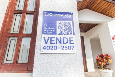 Casa de condomínio à venda com 410m², 4 quartos e 6 vagasPlaquinha