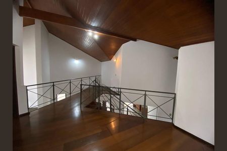Casa à venda com 350m², 4 quartos e sem vaga