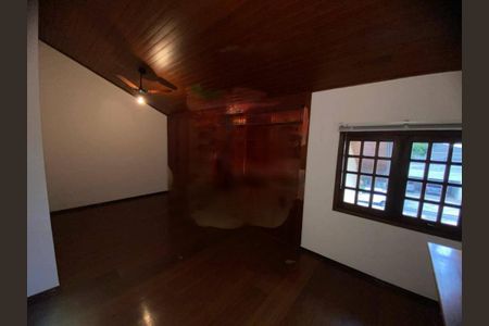 Casa à venda com 350m², 4 quartos e sem vaga