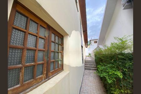 Casa à venda com 350m², 4 quartos e sem vaga