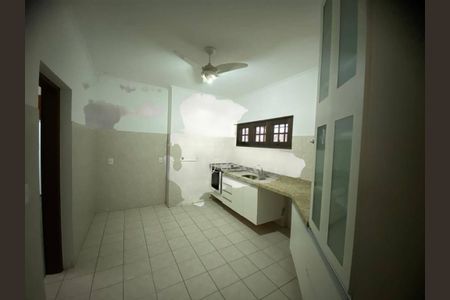 Casa à venda com 350m², 4 quartos e sem vaga