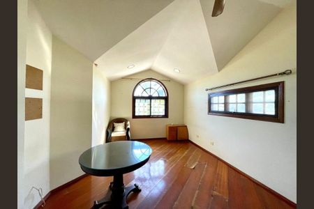 Casa de Condomínio à venda com 5 quartos, 693m² em Alphaville, Santana de Parnaíba