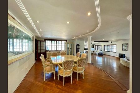 Casa de Condomínio à venda com 5 quartos, 693m² em Alphaville, Santana de Parnaíba