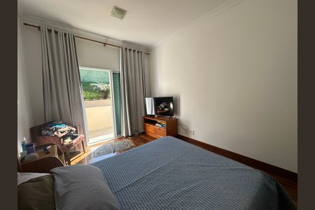 Casa de condomínio à venda com 450m², 4 quartos e 5 vagas Casa de condomínio à venda com 450m², 4 quartos e 5 vagasSuíte 3