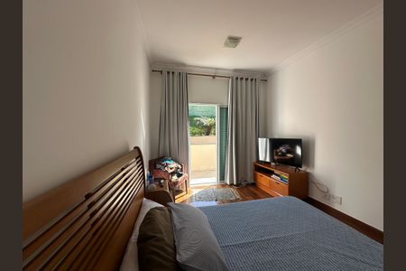 Casa de condomínio à venda com 450m², 4 quartos e 5 vagas Casa de condomínio à venda com 450m², 4 quartos e 5 vagasSuíte 3