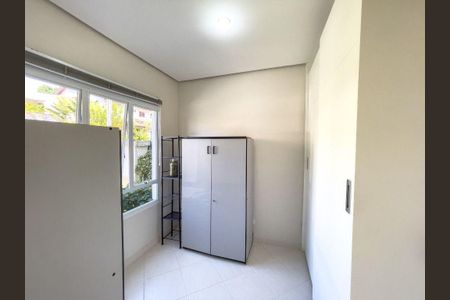 Casa de Condomínio à venda com 4 quartos, 278m² em Residencial Tres (Alphaville), Santana de Parnaíba