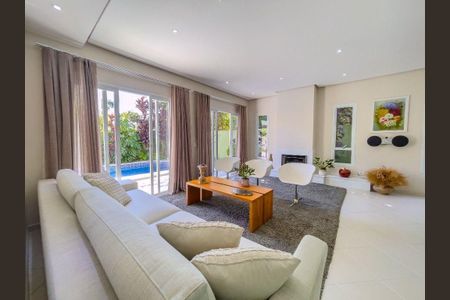 Casa de Condomínio à venda com 4 quartos, 278m² em Residencial Tres (Alphaville), Santana de Parnaíba