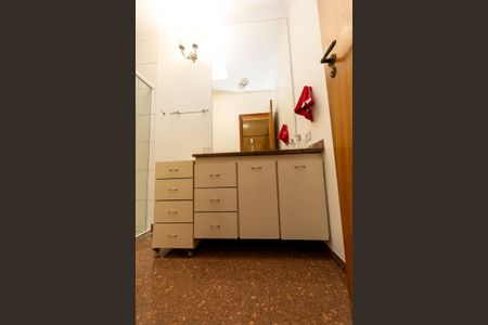 Casa de condomínio à venda com 682m², 5 quartos e 6 vagasBanheiro Suíte 3