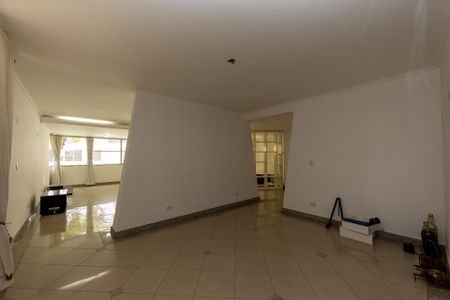 Casa de condomínio à venda com 682m², 5 quartos e 6 vagasSala 5
