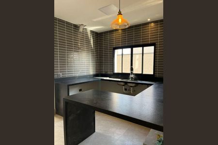 Casa de Condomínio à venda com 3 quartos, 135m² em  Alphaville, Santana de Parnaíba