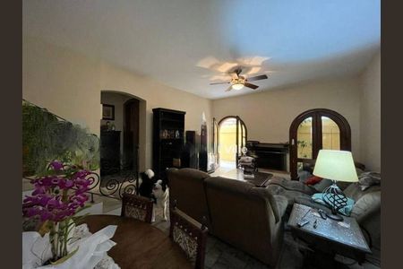 Casa à venda com 4 quartos, 350m² em Residencial Cinco (Alphaville), Santana de Parnaíba