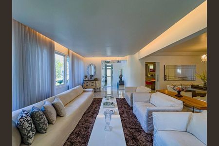 Casa à venda com 4 quartos, 500m² em Residencial Onze (Alphaville), Santana de Parnaíba