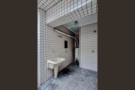 Apartamento para alugar com 120m², 3 quartos e 1 vagaÁrea de Serviço