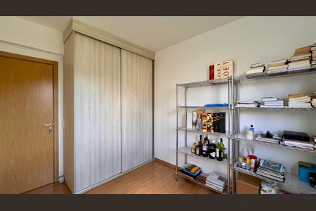 Apartamento à venda com 105m², 4 quartos e 2 vagasquarto