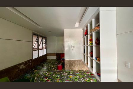 Apartamento à venda com 105m², 4 quartos e 2 vagasespaço kids