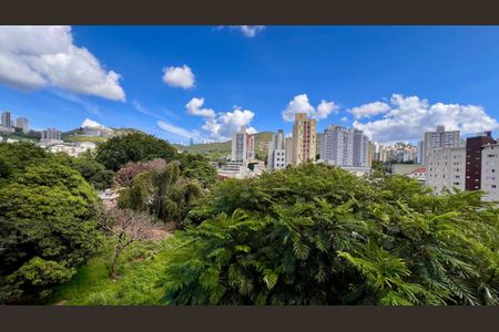 Apartamento à venda com 105m², 4 quartos e 2 vagasvista