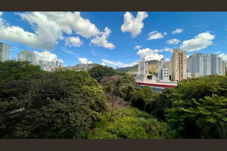 Apartamento à venda com 105m², 4 quartos e 2 vagasvista