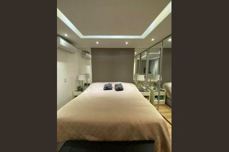 Casa de Condomínio à venda com 4 quartos, 300m² em Alphaville, Santana de Parnaíba