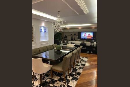 Casa de Condomínio à venda com 4 quartos, 300m² em Alphaville, Santana de Parnaíba