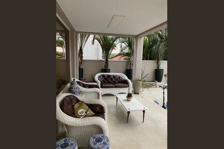 Casa de condomínio à venda com 300m², 4 quartos e 4 vagas