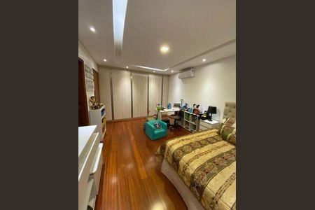Casa de Condomínio à venda com 4 quartos, 300m² em Alphaville, Santana de Parnaíba