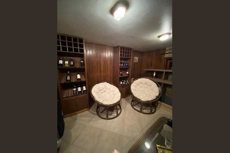 Casa de condomínio à venda com 300m², 4 quartos e 4 vagas