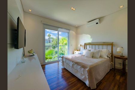 Casa à venda com 4 quartos, 504m² em Alphaville, Santana de Parnaíba