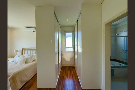 Casa à venda com 4 quartos, 504m² em Alphaville, Santana de Parnaíba