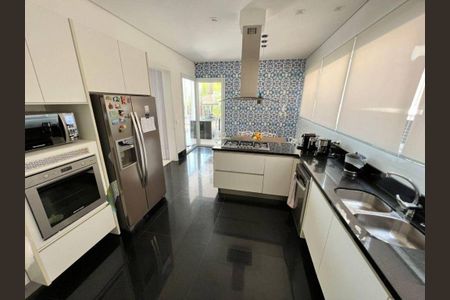 Casa à venda com 425m², 4 quartos e 4 vagas