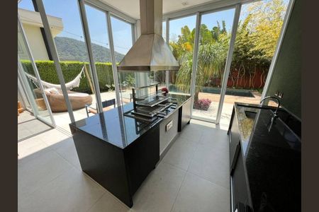 Casa à venda com 425m², 4 quartos e 4 vagas