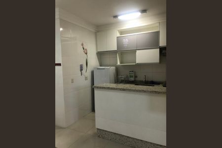 Apartamento à venda com 2 quartos, 51m² em Bussocaba, Osasco