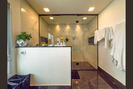 Casa à venda com 600m², 4 quartos e 4 vagas