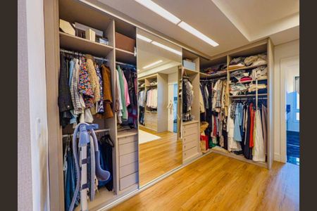 Casa à venda com 4 quartos, 600m² em Alphaville Residencial Um, Barueri