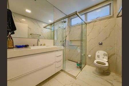 Casa à venda com 600m², 4 quartos e 4 vagas