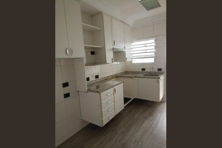 Apartamento à venda com 103m², 3 quartos e 1 vagaCOZINHA