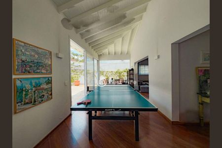 Casa à venda com 4 quartos, 348m² em  Alphaville, Santana de Parnaíba