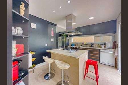 Casa à venda com 297m², 4 quartos e 4 vagas