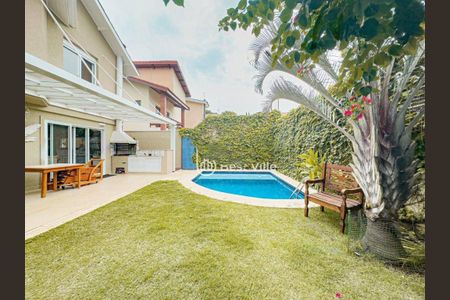 Casa à venda com 297m², 4 quartos e 4 vagas