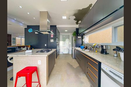 Casa à venda com 297m², 4 quartos e 4 vagas