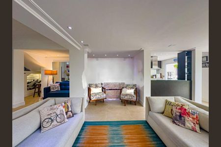 Casa à venda com 297m², 4 quartos e 4 vagas