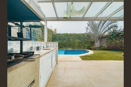 Casa à venda com 297m², 4 quartos e 4 vagas