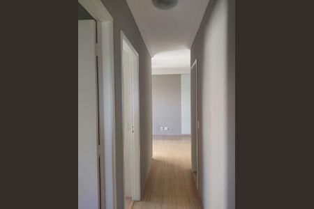 Apartamento à venda com 3 quartos, 68m² em Jardim Tupanci, Barueri