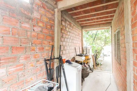 Casa à venda com 80m², 2 quartos e 3 vagas Casa à venda com 80m², 2 quartos e 3 vagasÁrea externa