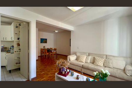 Apartamento à venda com 96m², 3 quartos e 1 vaga Apartamento à venda com 96m², 3 quartos e 1 vagaSala de TV
